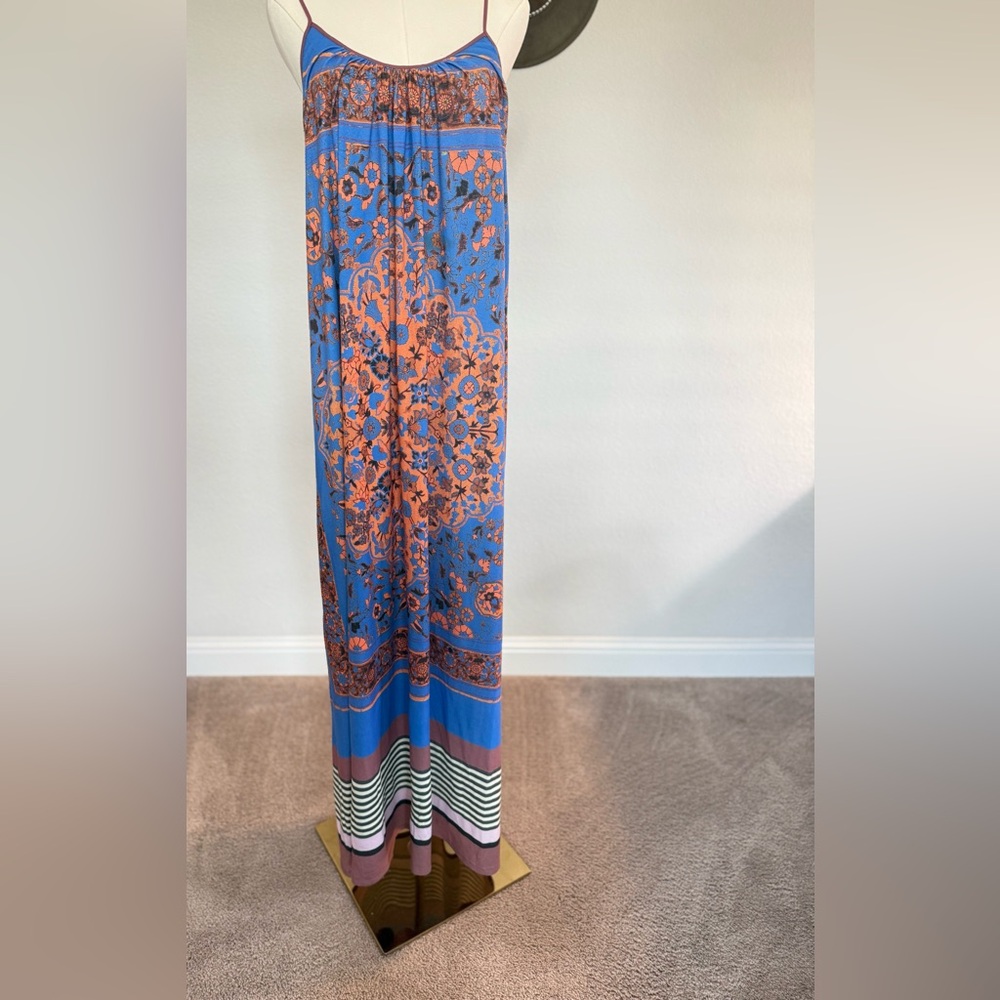 Anthropologie Dream Daily Size Large Floral Blue and Orange